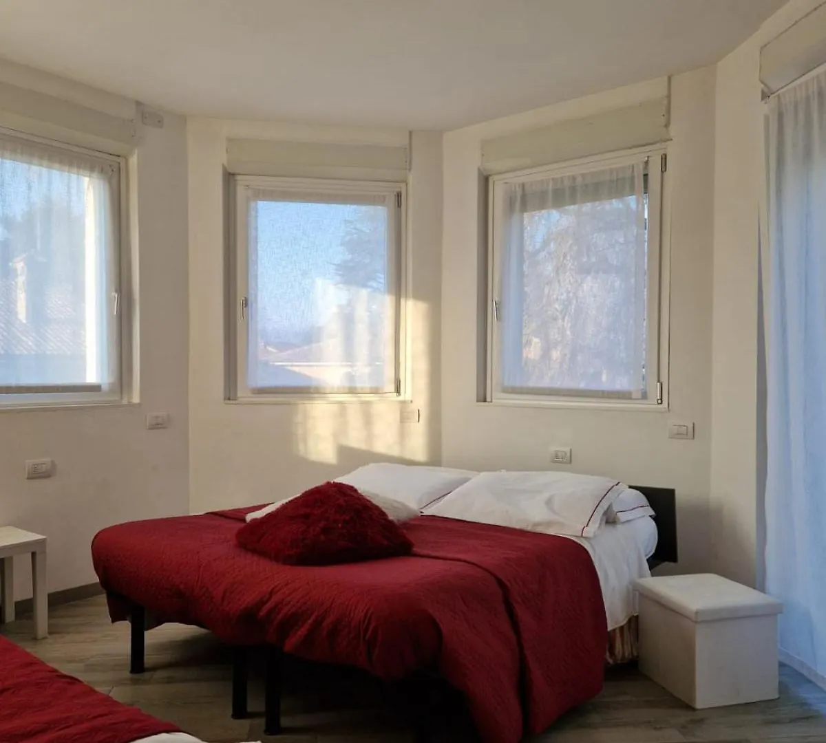 Beb Casa Di Lia Bed & Breakfast Carugo