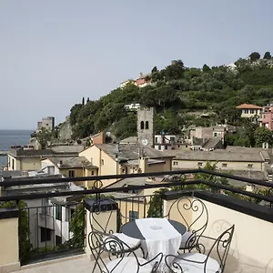 https://hotel-la-colonnina.hotelitalianriviera.com