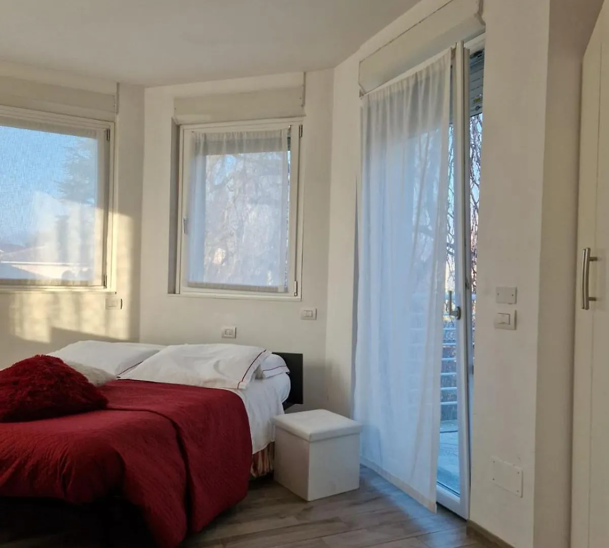 Beb Casa Di Lia Bed & Breakfast Carugo